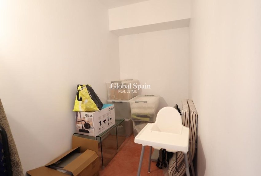 Wiederverkauf - WOHNUNG -
ORIHUELA COSTA - La Zenia