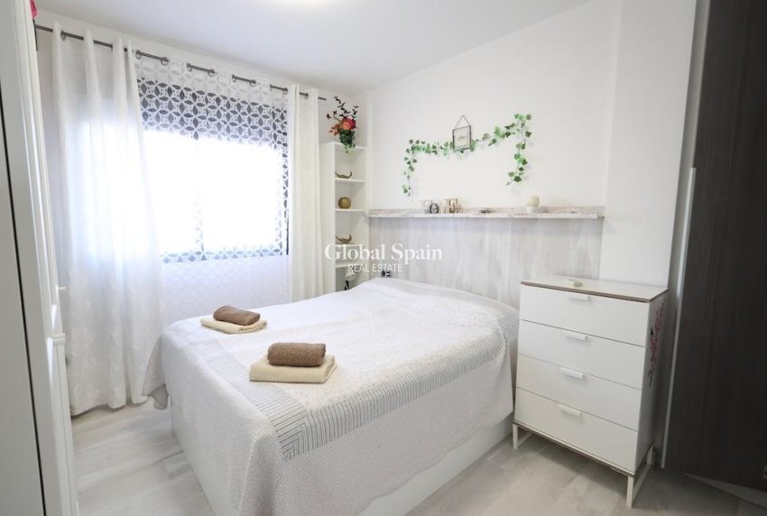 Wiederverkauf - WOHNUNG -
ORIHUELA COSTA - La Zenia