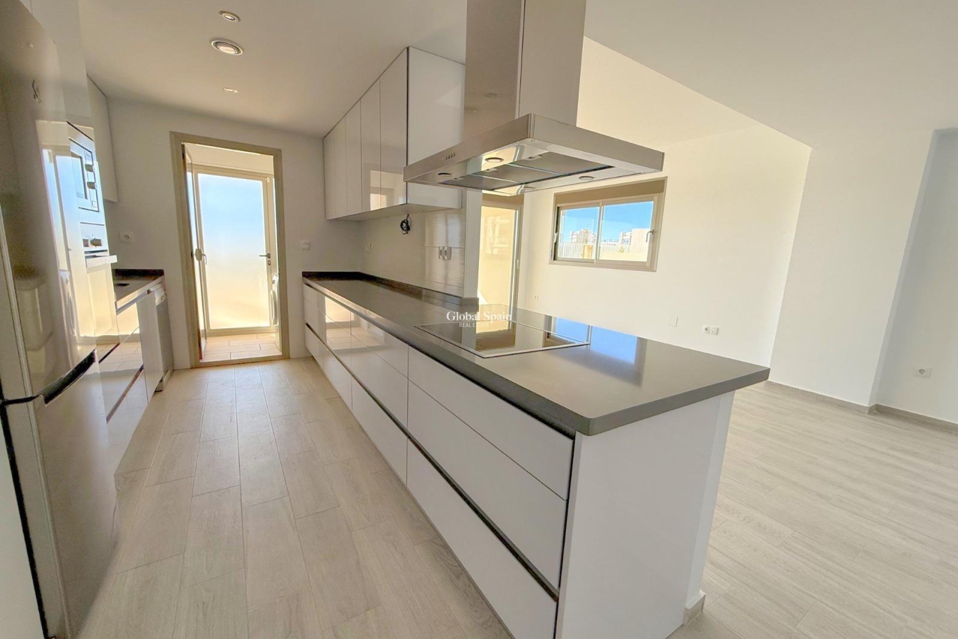 Wiederverkauf - WOHNUNG -
ORIHUELA COSTA - La Zenia