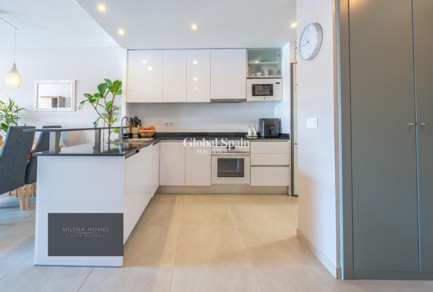 Wiederverkauf - WOHNUNG -
ORIHUELA COSTA - La Zenia