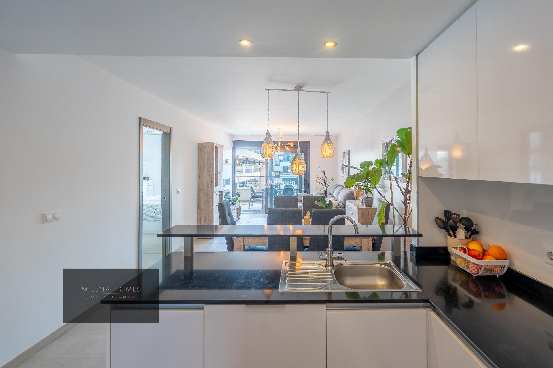 Wiederverkauf - WOHNUNG -
ORIHUELA COSTA - La Zenia