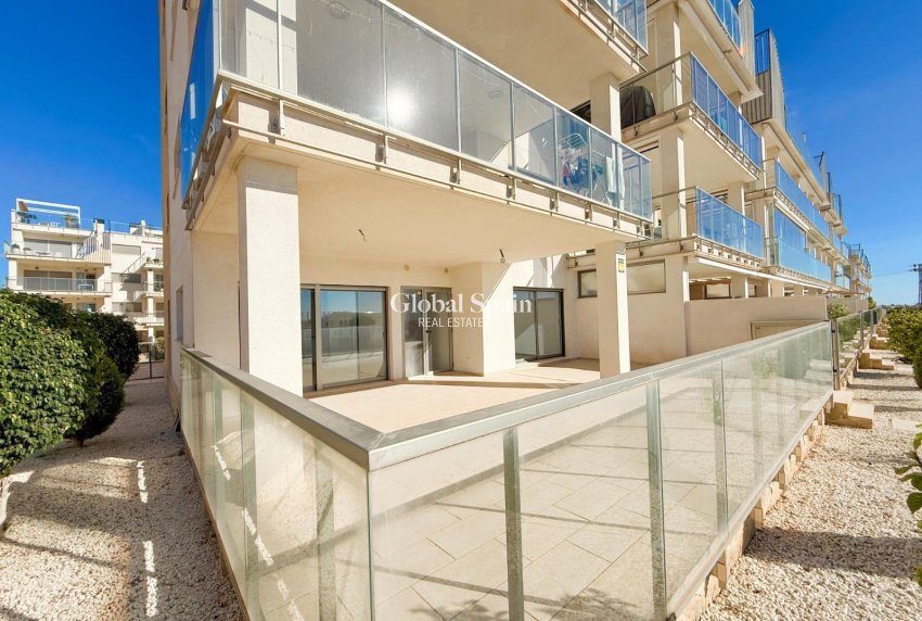 Wiederverkauf - WOHNUNG -
ORIHUELA COSTA - La Zenia