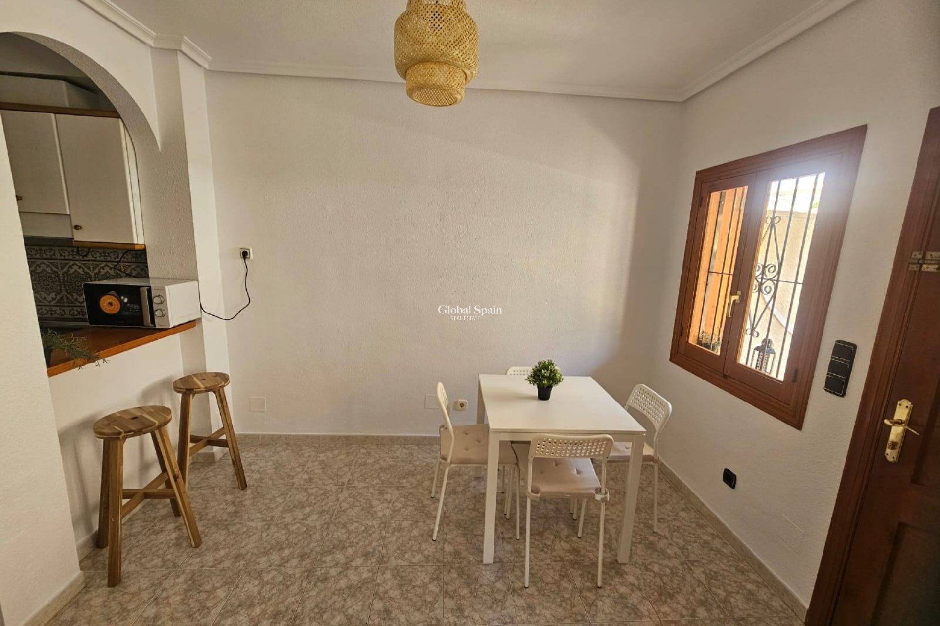 Wiederverkauf - WOHNUNG -
ORIHUELA COSTA - La Zenia
