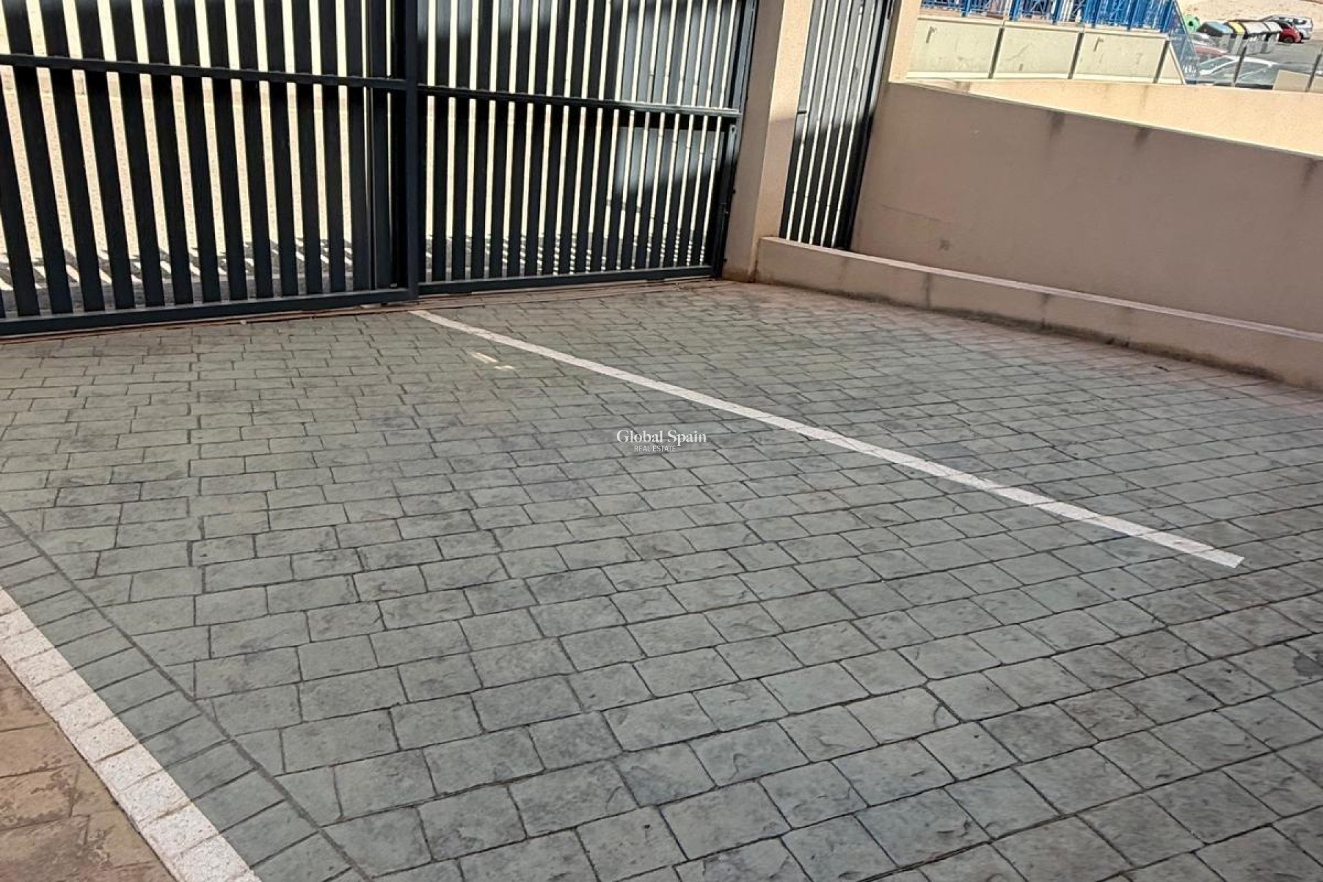 Wiederverkauf - WOHNUNG -
ORIHUELA COSTA - La Zenia