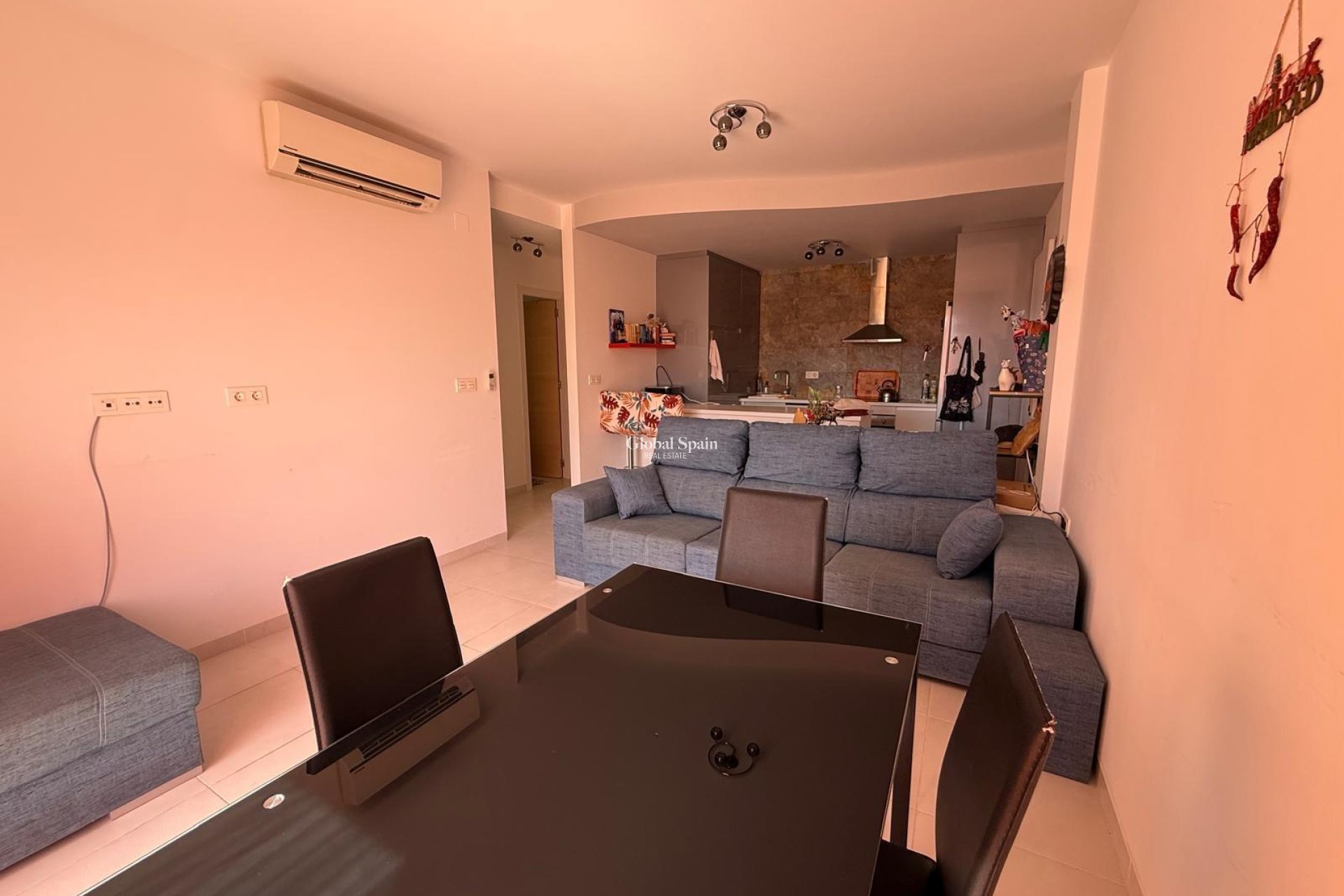 Wiederverkauf - WOHNUNG -
ORIHUELA COSTA - La Zenia