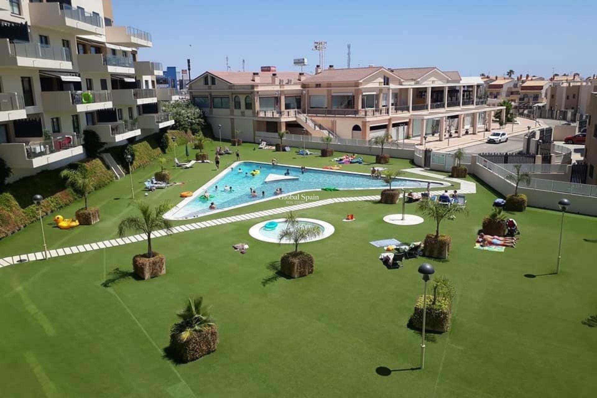 Wiederverkauf - WOHNUNG -
ORIHUELA COSTA - La Zenia