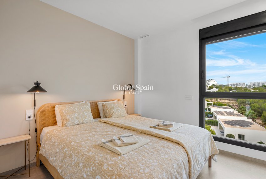 Wiederverkauf - WOHNUNG -
ORIHUELA COSTA - LAS COLINAS GOLF RESORT