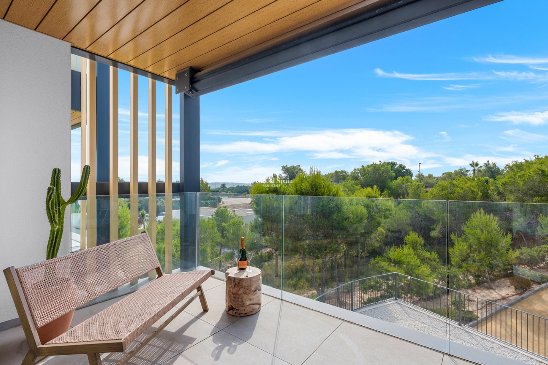 Wiederverkauf - WOHNUNG -
ORIHUELA COSTA - LAS COLINAS GOLF RESORT