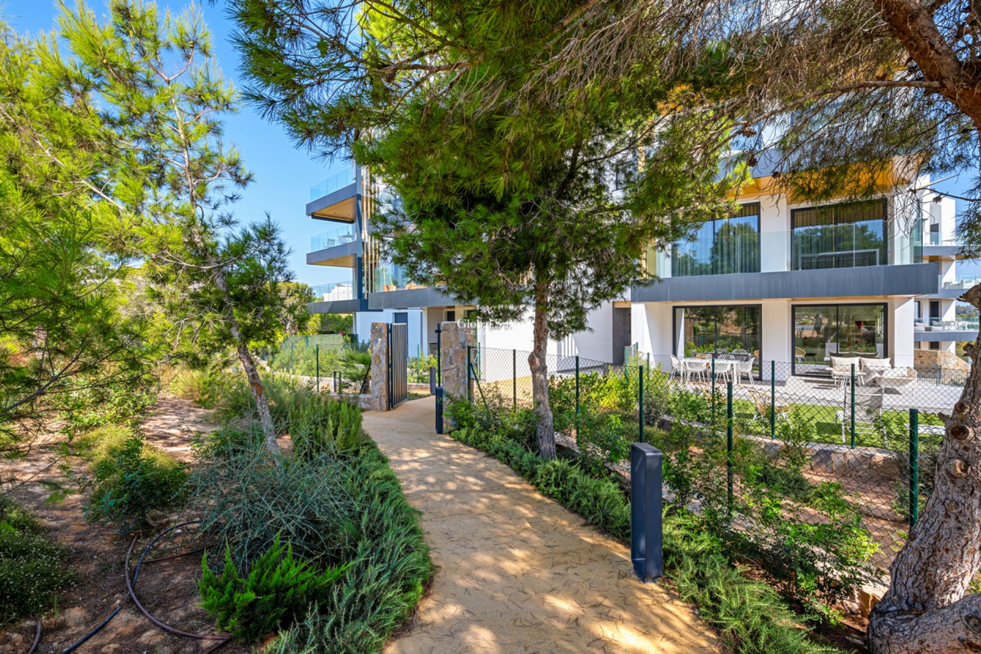 Wiederverkauf - WOHNUNG -
ORIHUELA COSTA - LAS COLINAS GOLF RESORT