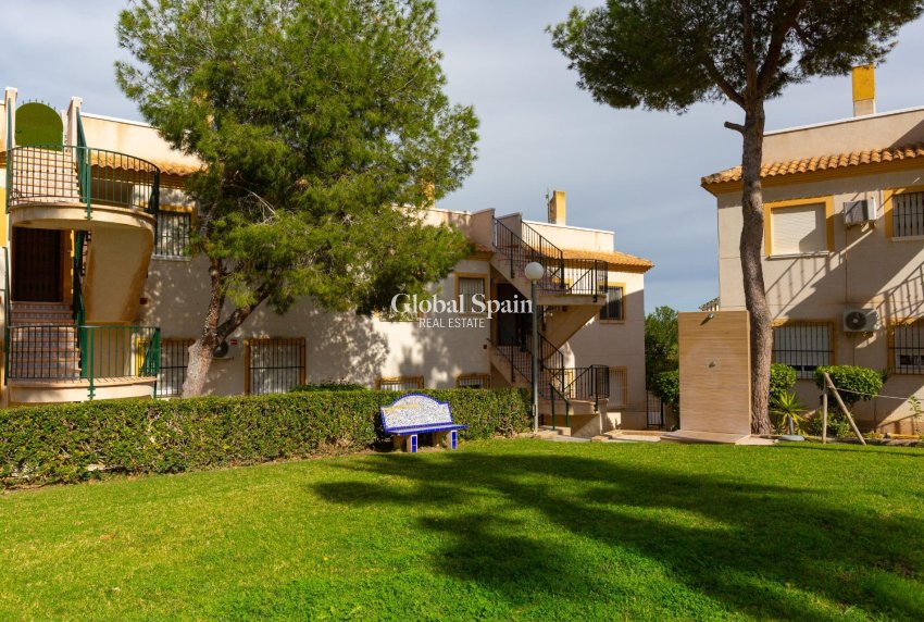 Wiederverkauf - WOHNUNG -
ORIHUELA COSTA - Las Filipinas