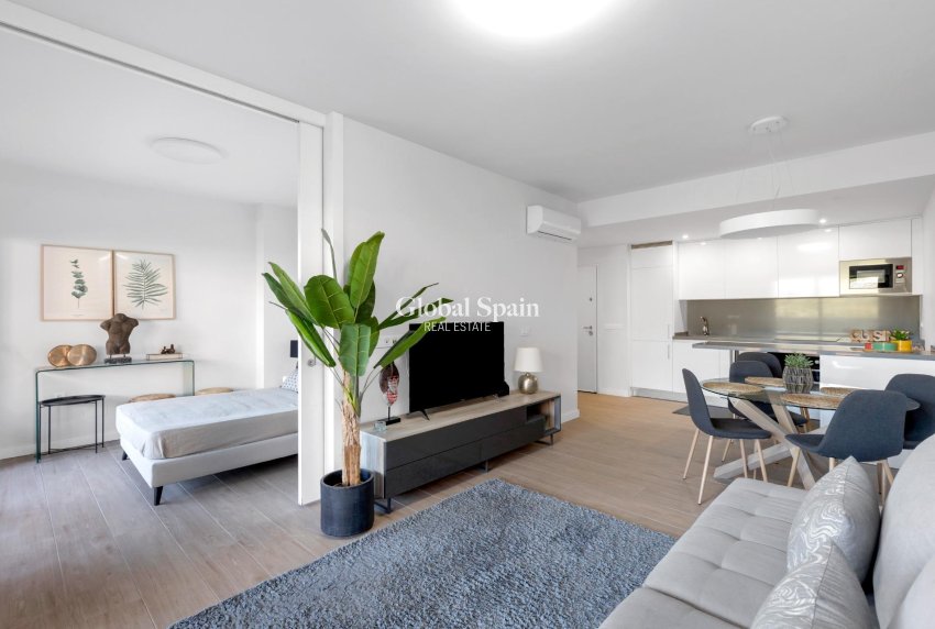 Wiederverkauf - WOHNUNG -
ORIHUELA COSTA - Las Filipinas