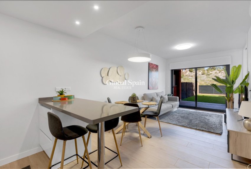 Wiederverkauf - WOHNUNG -
ORIHUELA COSTA - Las Filipinas