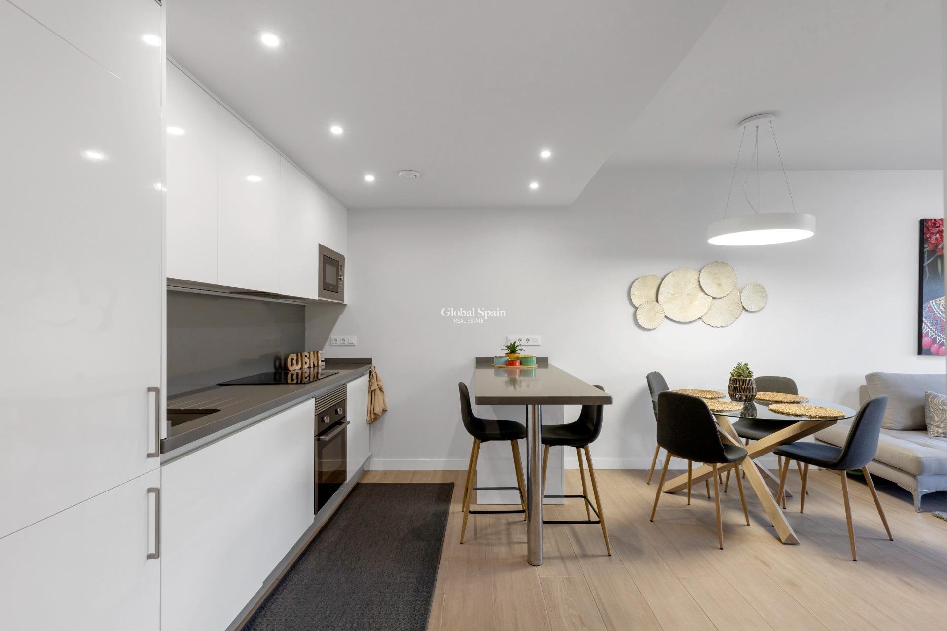 Wiederverkauf - WOHNUNG -
ORIHUELA COSTA - Las Filipinas