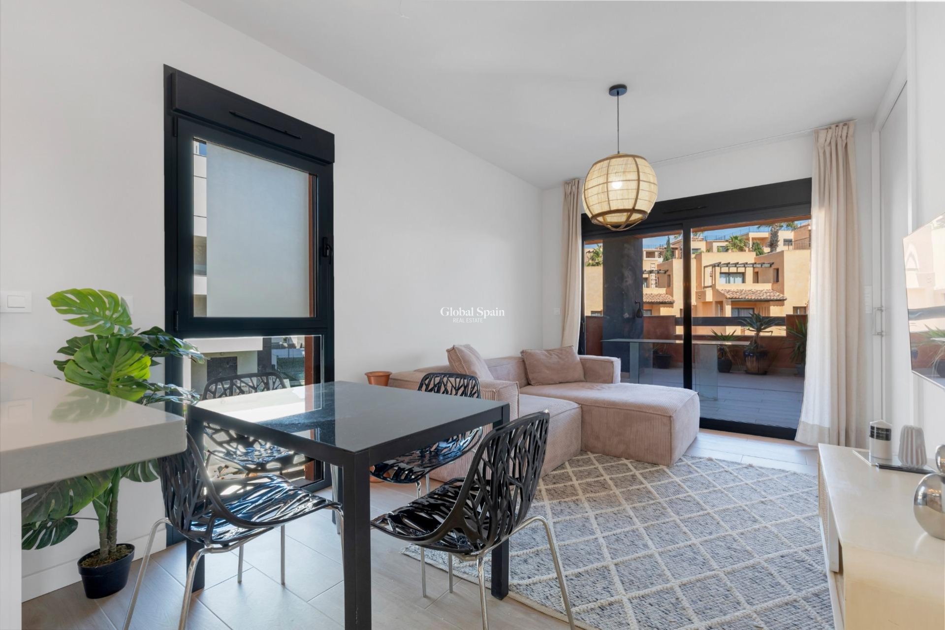 Wiederverkauf - WOHNUNG -
ORIHUELA COSTA - Las Filipinas