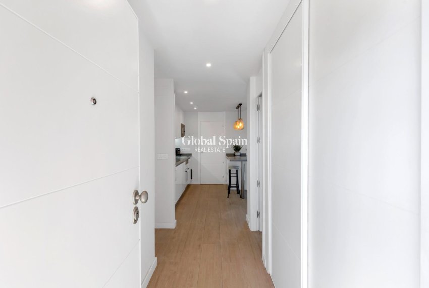 Wiederverkauf - WOHNUNG -
ORIHUELA COSTA - Las Filipinas