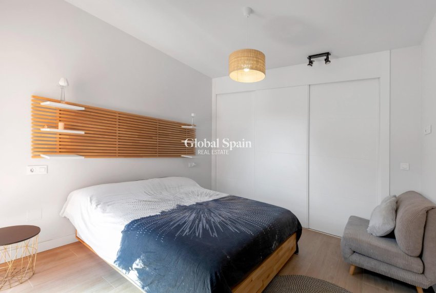 Wiederverkauf - WOHNUNG -
ORIHUELA COSTA - Las Filipinas