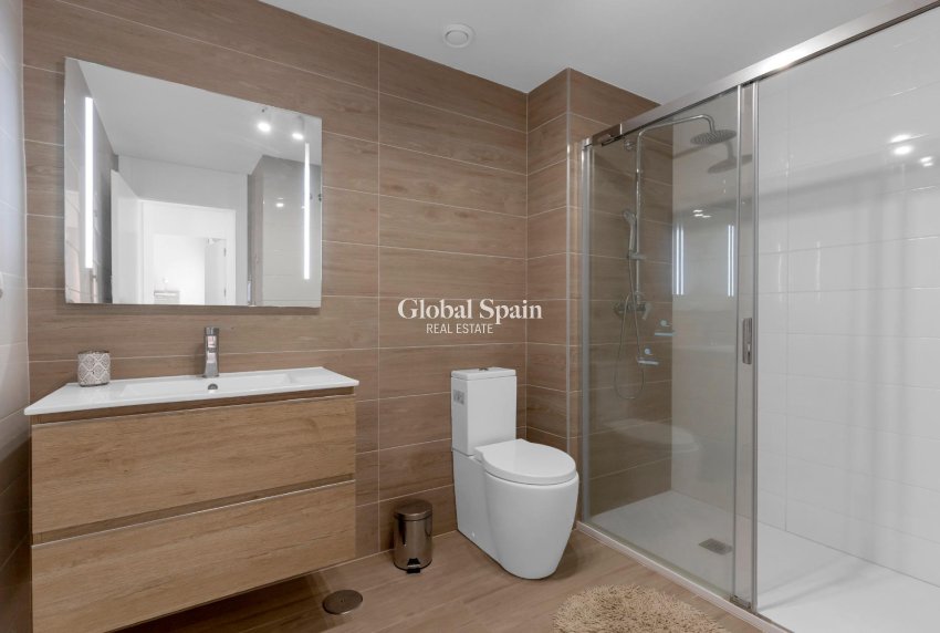 Wiederverkauf - WOHNUNG -
ORIHUELA COSTA - Las Filipinas