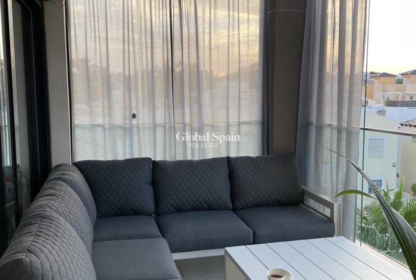 Wiederverkauf - WOHNUNG -
ORIHUELA COSTA - Las Filipinas