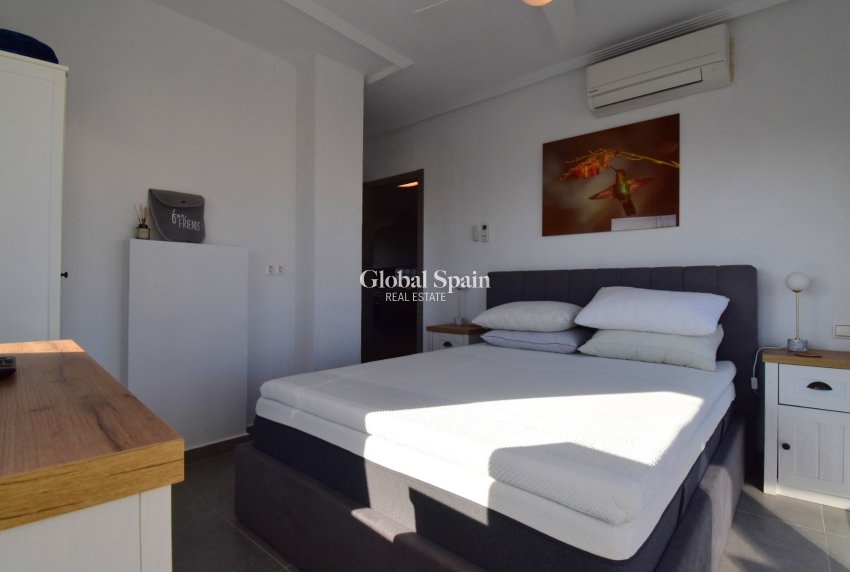 Wiederverkauf - WOHNUNG -
ORIHUELA COSTA - Las Filipinas