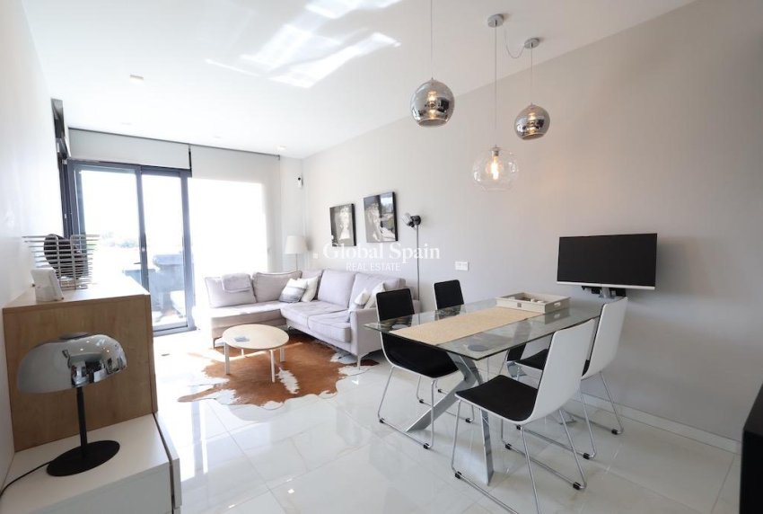 Wiederverkauf - Wohnung -
ORIHUELA COSTA - Las Mimosas