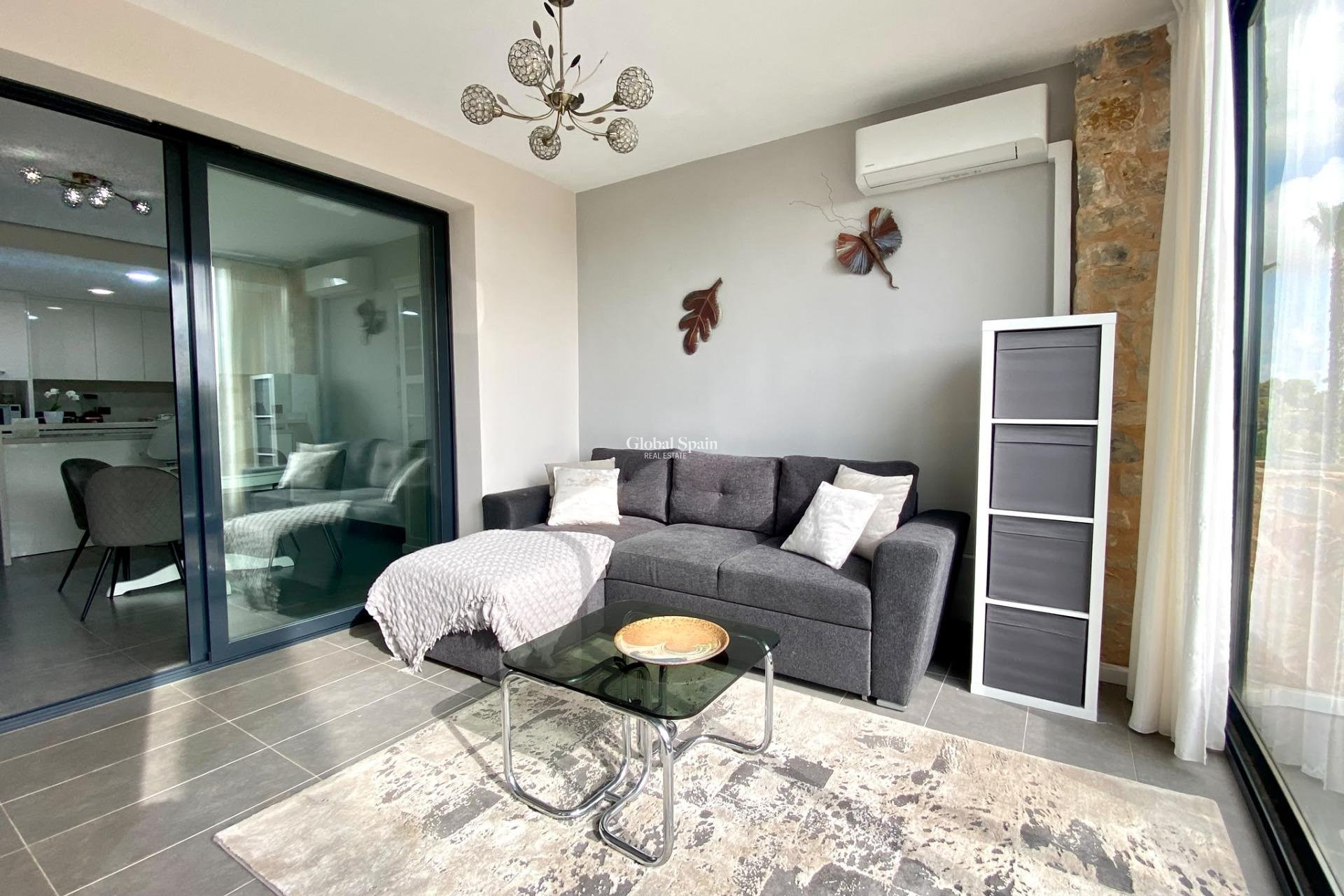 Wiederverkauf - WOHNUNG -
ORIHUELA COSTA - Las Ramblas