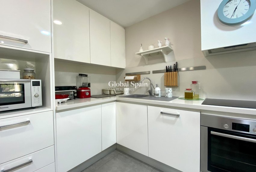 Wiederverkauf - WOHNUNG -
ORIHUELA COSTA - Las Ramblas