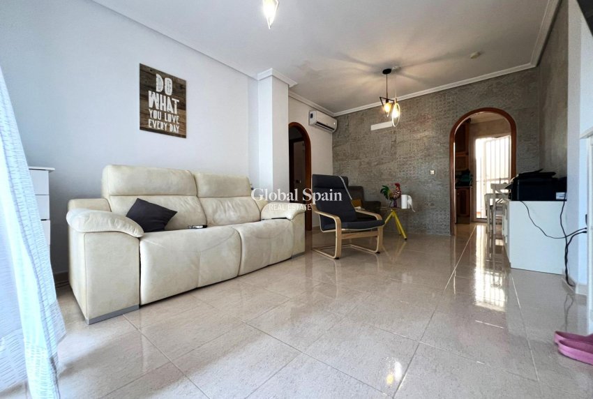 Wiederverkauf - WOHNUNG -
ORIHUELA COSTA - Lomas De Cabo Roig-los Dolses