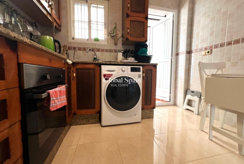 Wiederverkauf - WOHNUNG -
ORIHUELA COSTA - Lomas De Cabo Roig-los Dolses