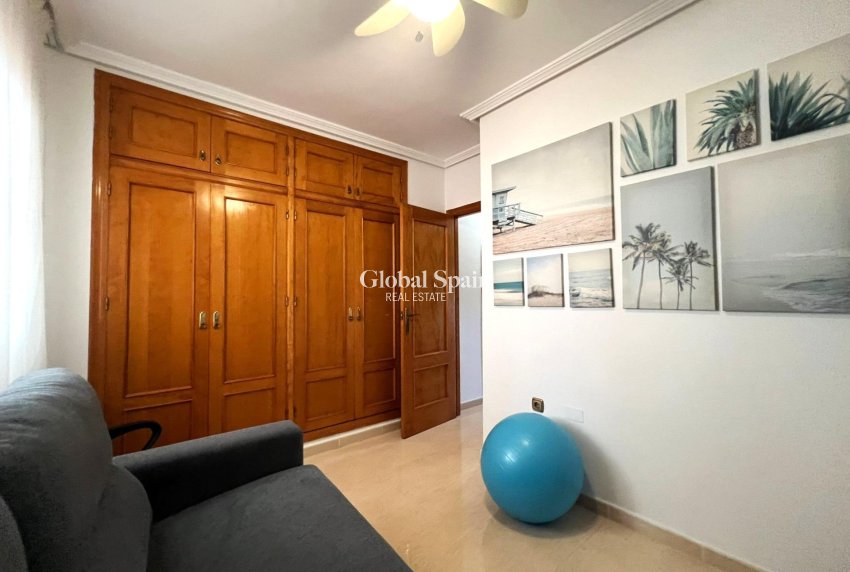 Wiederverkauf - WOHNUNG -
ORIHUELA COSTA - Lomas De Cabo Roig-los Dolses