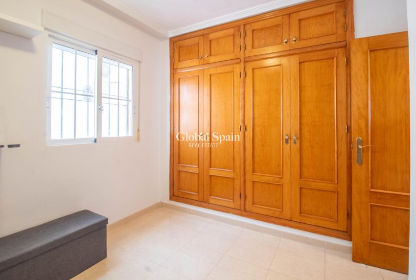 Wiederverkauf - WOHNUNG -
ORIHUELA COSTA - Lomas de Cabo Roig-Los Dolses