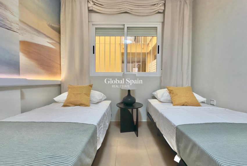 Wiederverkauf - WOHNUNG -
ORIHUELA COSTA - Lomas de Cabo Roig