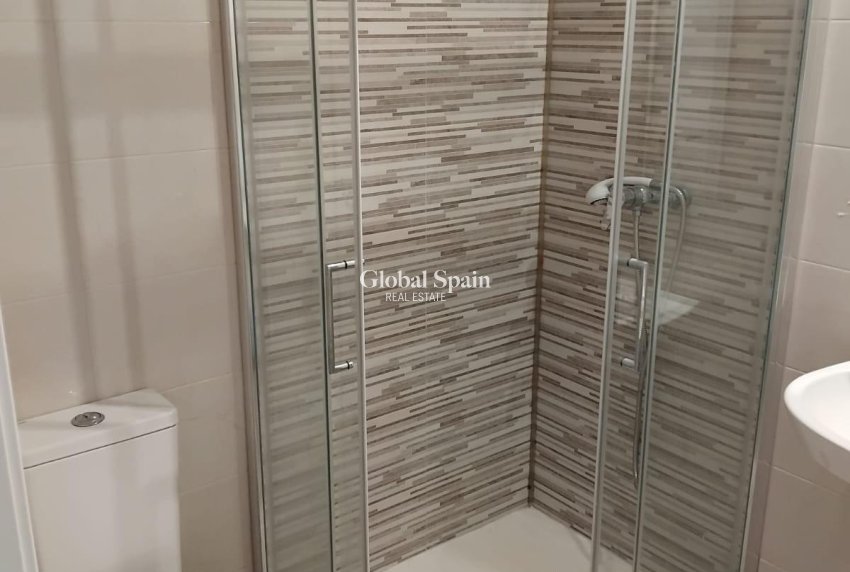 Wiederverkauf - WOHNUNG -
ORIHUELA COSTA - Lomas de Cabo Roig