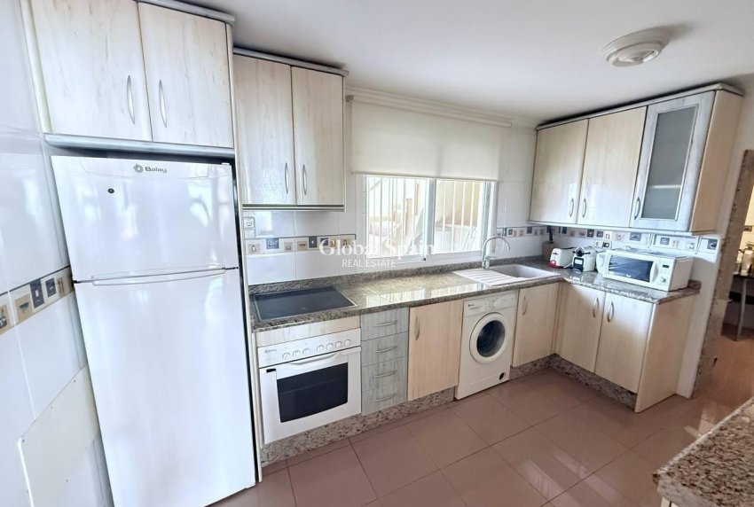 Wiederverkauf - WOHNUNG -
ORIHUELA COSTA - Lomas de Cabo Roig