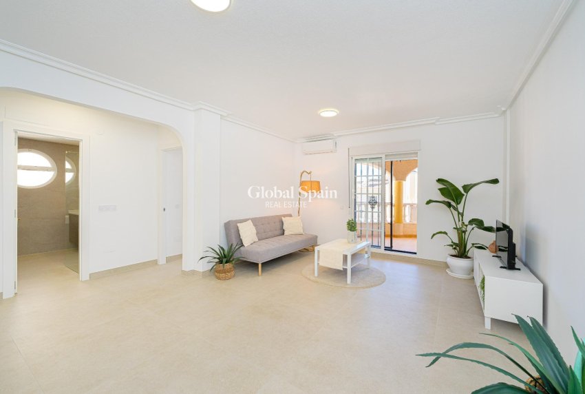 Wiederverkauf - WOHNUNG -
ORIHUELA COSTA - Lomas de Cabo Roig