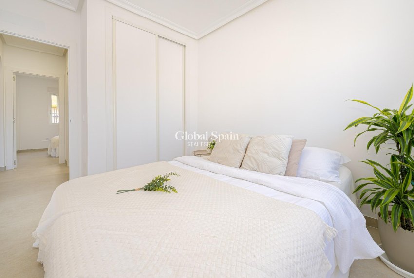 Wiederverkauf - WOHNUNG -
ORIHUELA COSTA - Lomas de Cabo Roig