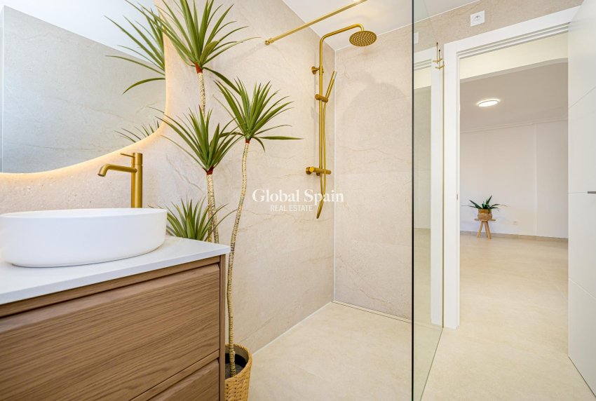 Wiederverkauf - WOHNUNG -
ORIHUELA COSTA - Lomas de Cabo Roig