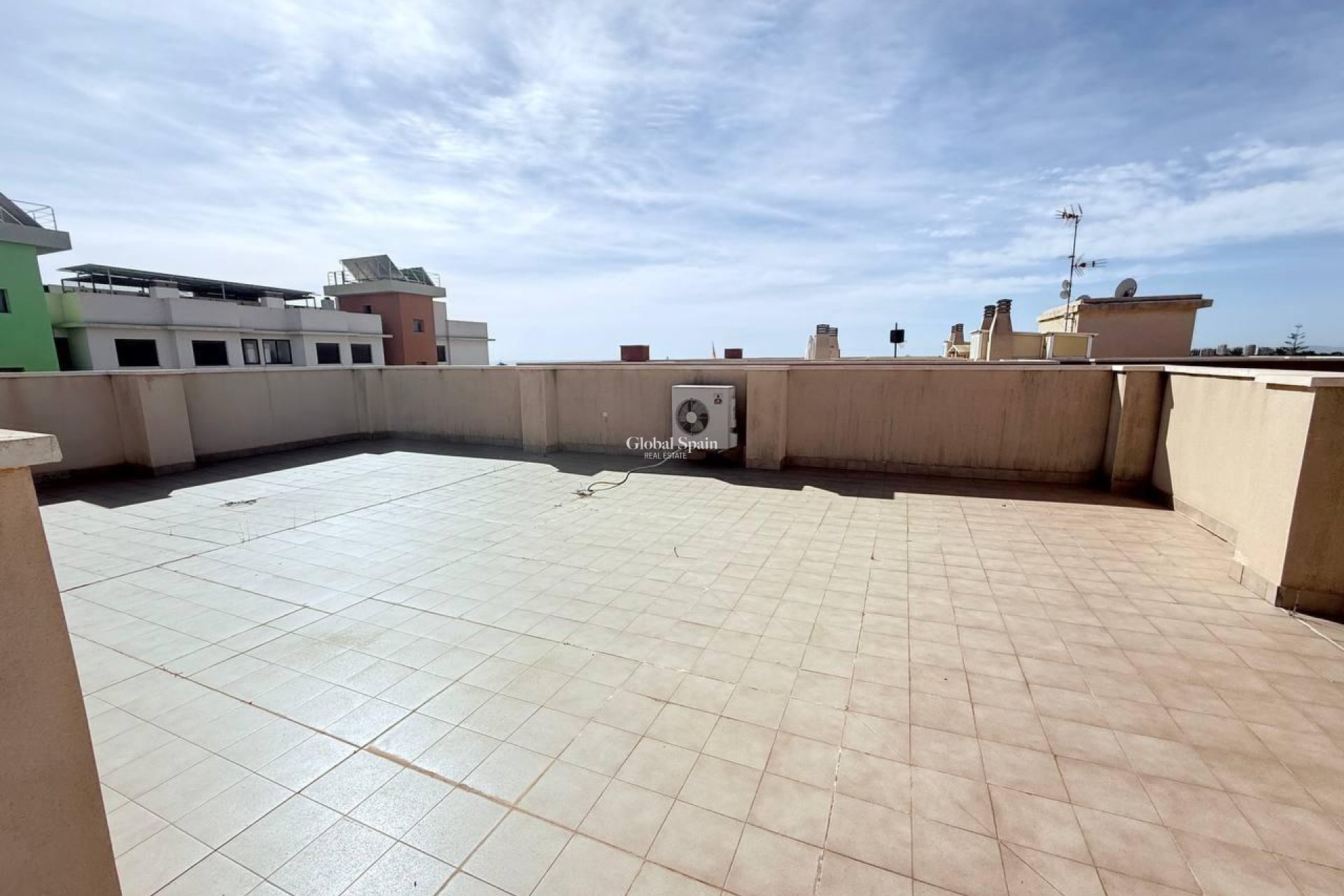 Wiederverkauf - WOHNUNG -
ORIHUELA COSTA - Lomas de Cabo Roig