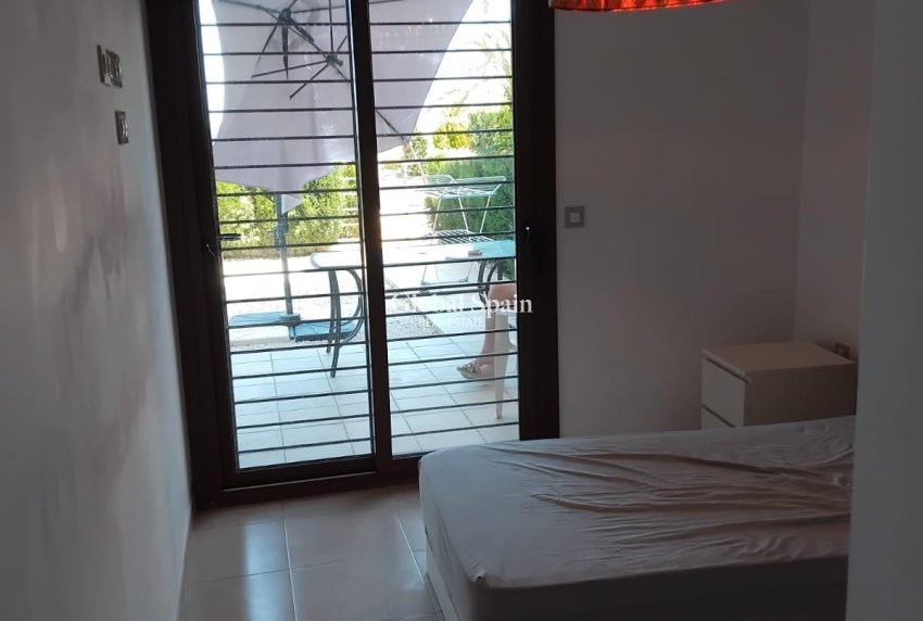 Wiederverkauf - WOHNUNG -
ORIHUELA COSTA - Lomas de Cabo Roig