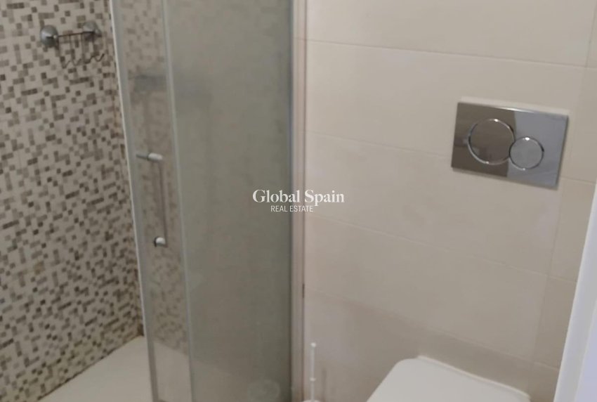 Wiederverkauf - WOHNUNG -
ORIHUELA COSTA - Lomas de Cabo Roig
