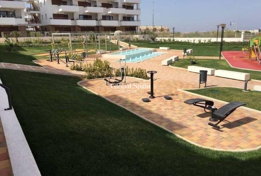 Wiederverkauf - WOHNUNG -
ORIHUELA COSTA - Lomas de Cabo Roig