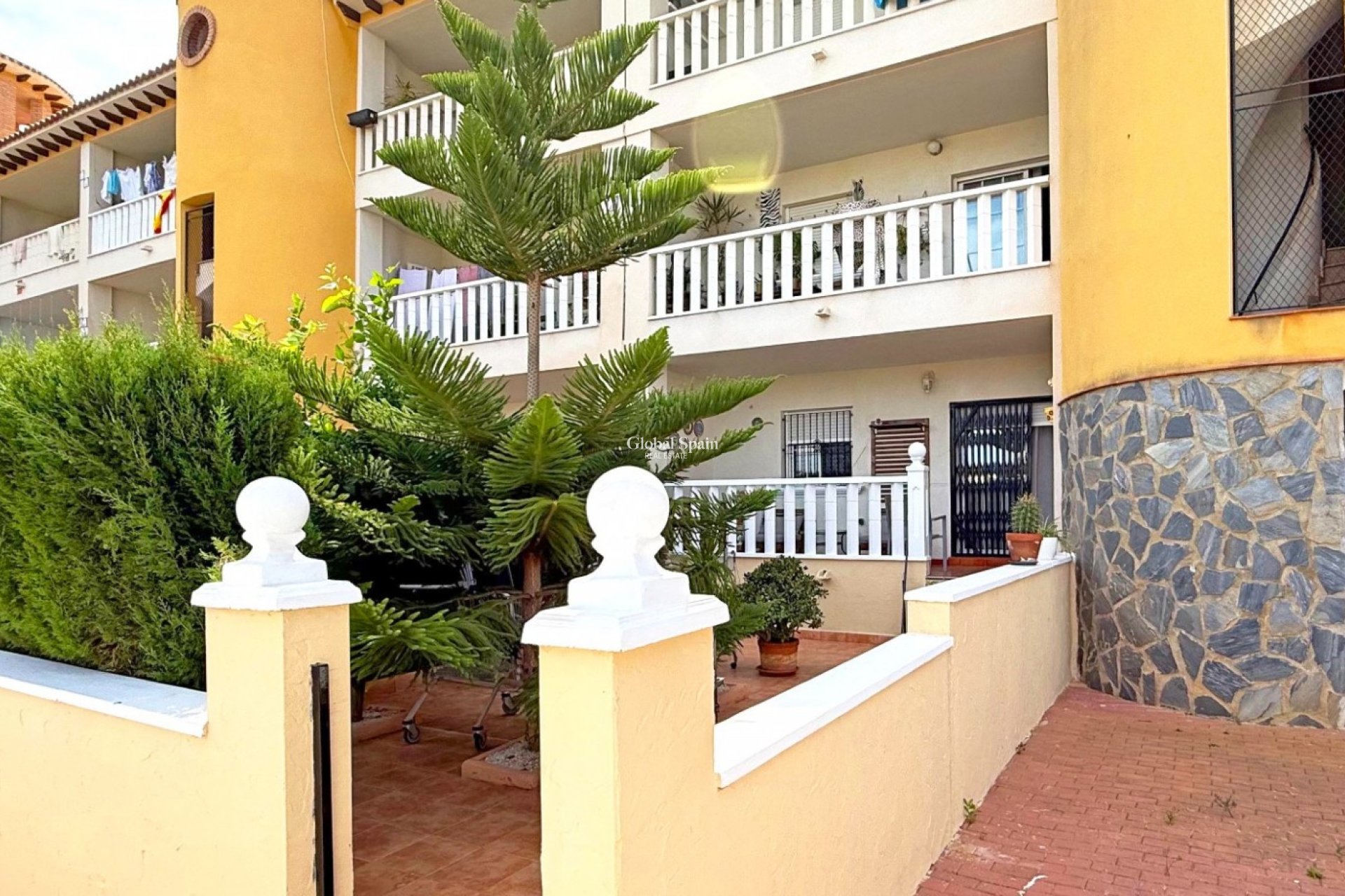 Wiederverkauf - Wohnung -
ORIHUELA COSTA - Lomas de Cabo Roig