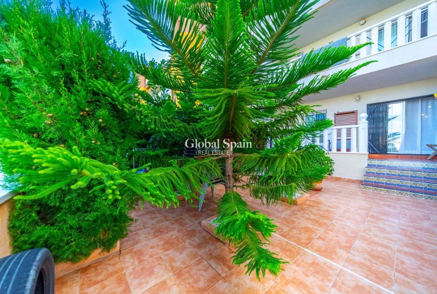 Wiederverkauf - Wohnung -
ORIHUELA COSTA - Lomas de Cabo Roig