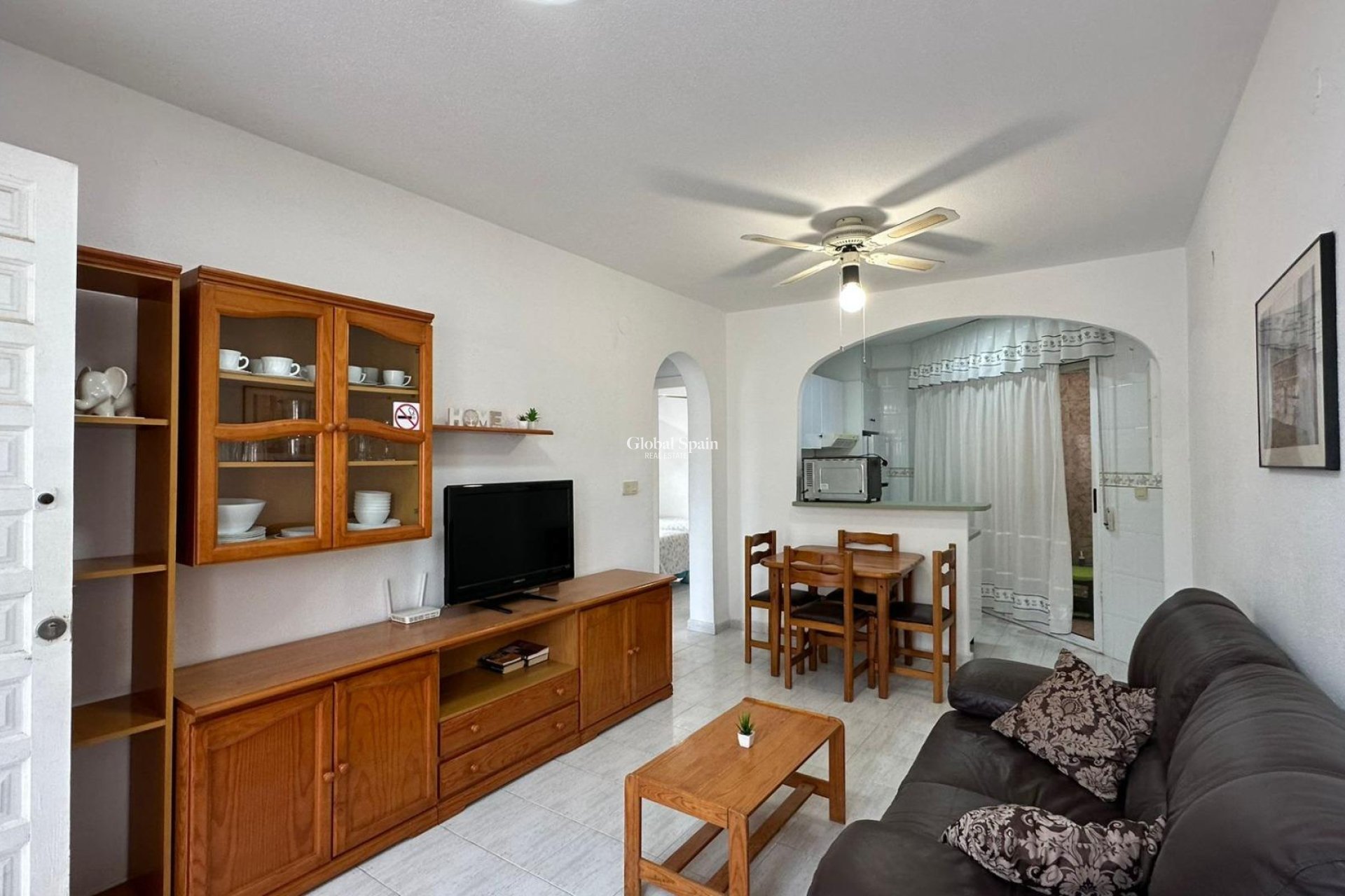 Wiederverkauf - WOHNUNG -
ORIHUELA COSTA - Los Almendros-la Florida