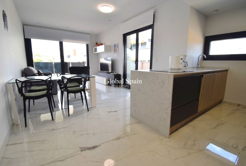 Wiederverkauf - WOHNUNG -
Orihuela Costa - Los Altos