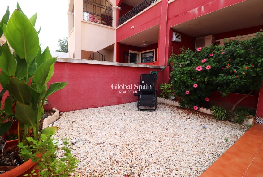 Wiederverkauf - WOHNUNG -
ORIHUELA COSTA - Los Altos