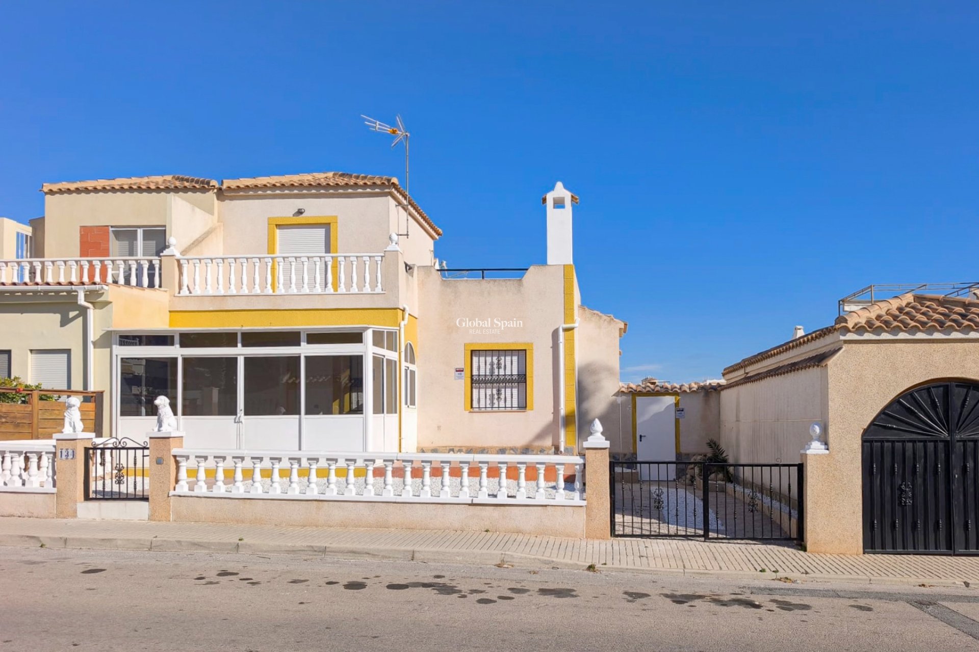 Wiederverkauf - WOHNUNG -
ORIHUELA COSTA - LOS BALCONES - LOS ALTOS