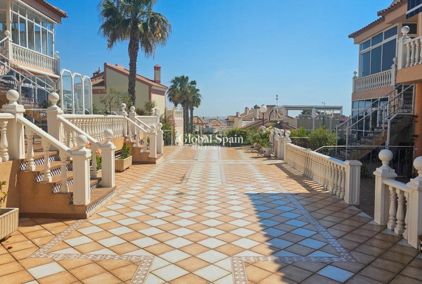 Wiederverkauf - WOHNUNG -
ORIHUELA COSTA - LOS BALCONES - LOS ALTOS