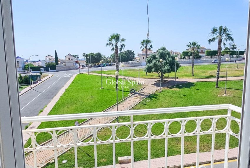 Wiederverkauf - WOHNUNG -
ORIHUELA COSTA - LOS BALCONES - LOS ALTOS