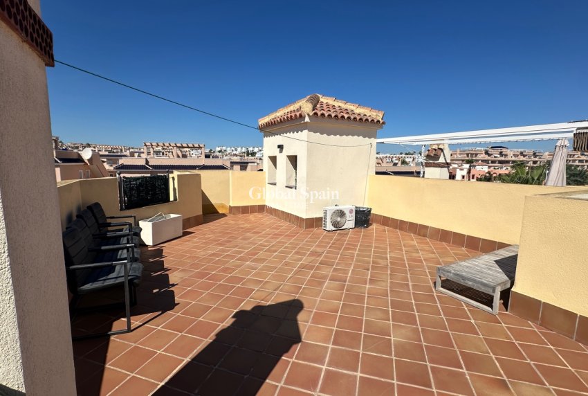 Wiederverkauf - WOHNUNG -
ORIHUELA COSTA - LOS BALCONES - LOS ALTOS