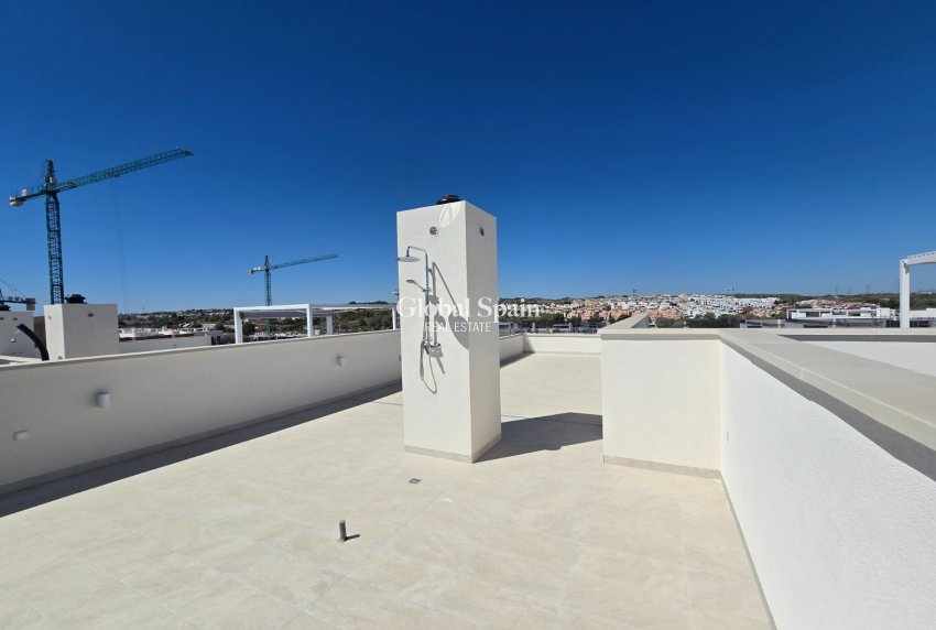 Wiederverkauf - Wohnung -
ORIHUELA COSTA - LOS BALCONES - LOS ALTOS